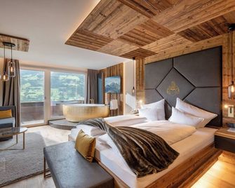 Hotel Waldfriede - Fugen - Yatak Odası