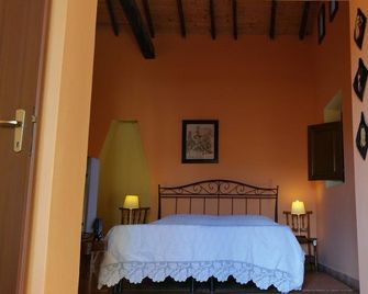 Casa Camboni Bed & Brakfast - San Vito - Camera da letto