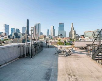3 bed duplex close to all - Brooklyn - Balkon