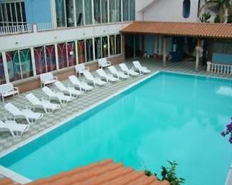 Oasi Azzurra - Villafranca Tirrena - Zwembad