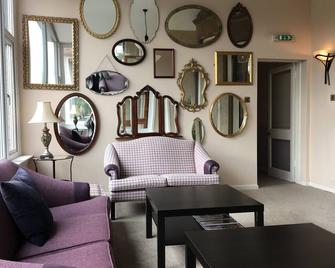 The Acarsaid - Pitlochry - פיטלורכי - סלון