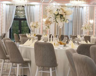 Chitulescu Hotel - Târgovişte - Feestzaal