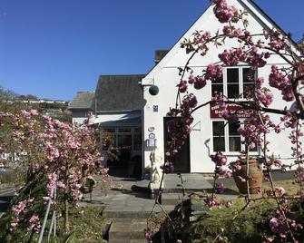 Cherrywood Lodge - Looe - Lobby