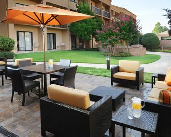 Courtyard by Marriott Oklahoma City Airport - Oklahoma City - Patio