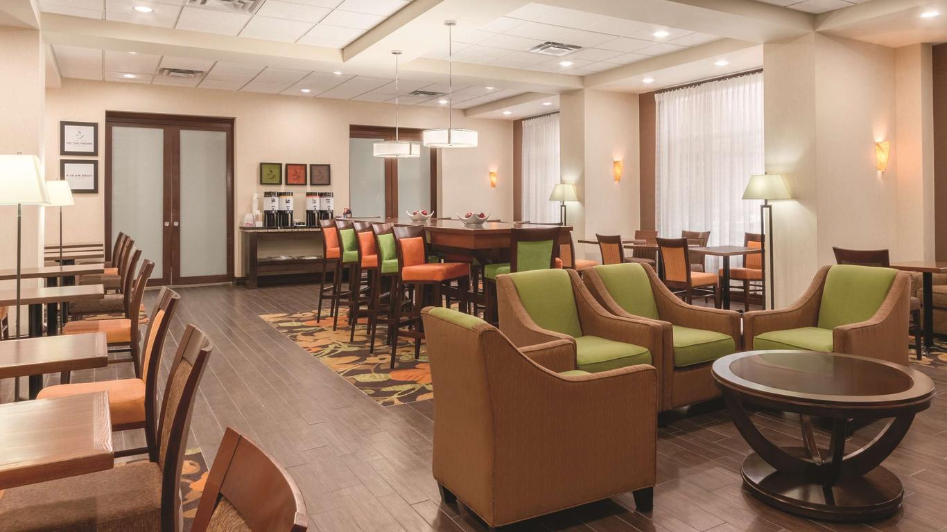 Hampton Inn by Hilton Edmonton/South