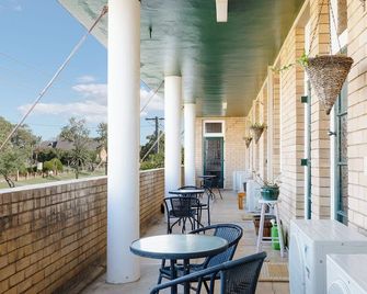 Royal Hotel Dungog - Dungog - Balcón