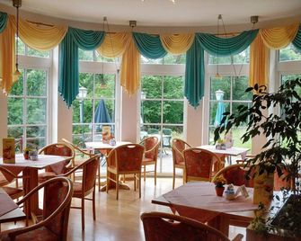 Parkhotel Bad Brambach - Bad Brambach - Ресторан