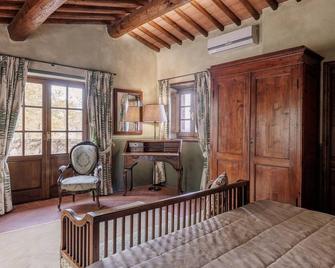 Borgo Vescine - Radda In Chianti - Camera da letto