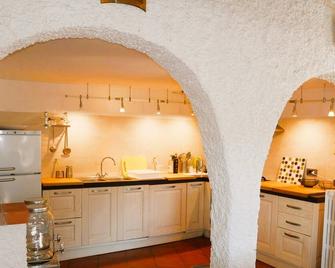 Alivè Home & Panoramic Garden on Liguria Hills - Sassello - Cocina
