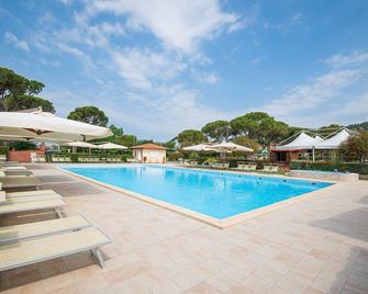Resort Capalbio - Capalbio - Pool