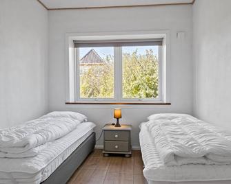 Awesome Home In Tønder With Wifi - Tondern - Schlafzimmer