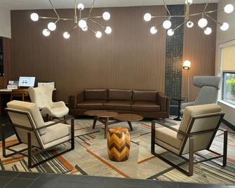 Four Points By Sheraton College Park Atl - College Park - Lounge