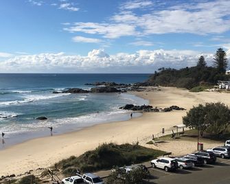 Family and pet friendly beach house - Port Macquarie - Strand
