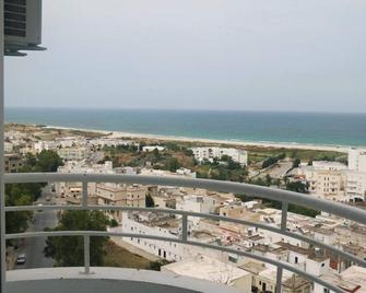 Panoramic Beach and City View of Bizerte - Bizerte - Balcony