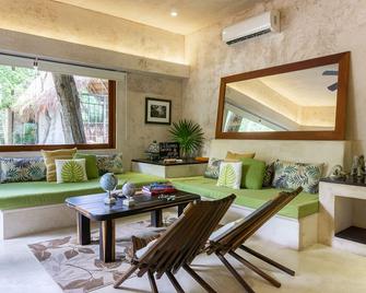 Cachito de Cielo Luxury Jungle Lodge - Chemuyil - Phòng khách