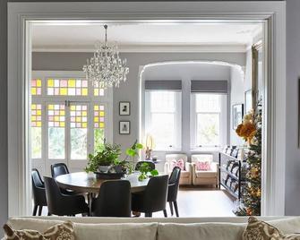 Woollahra Terrace - This grand Victorian home is located in the heart of Woollahra. - Woollahra - Dining room