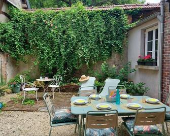 Le Relais de Lyons - Lyons-la-Forêt - Patio