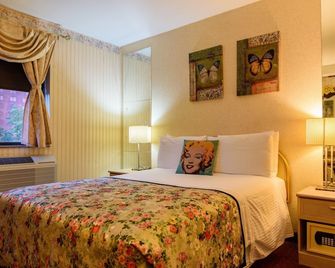 Flushing Central Hotel 88 - Queens