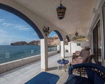 Casa Bellavista hosts one of the best views in San Carlos includes BBQ & Gazebo. - Guaymas - Balcony
