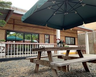 Mayumi Lodge - Puerto Princesa - Patio