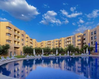 Wazo Appart-Hôtel - Marrakech - Piscina