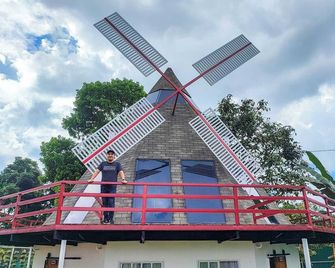 Strawberry Guyabano Farm - Koronadal
