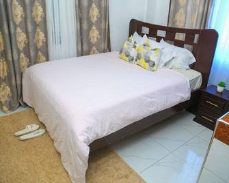Modern Studio in Mombasa-Bamburi Beach and Nyali Mall Access - Mombasa - Bedroom