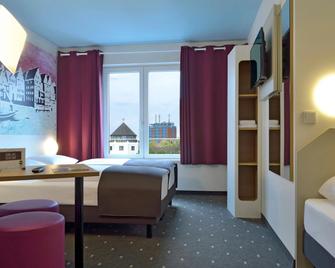 B&B Hotel Lüneburg - Luneburg - Bedroom