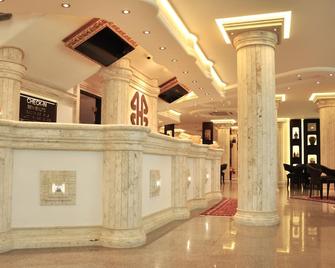 Bhb Hotel - Manduria - Receptie