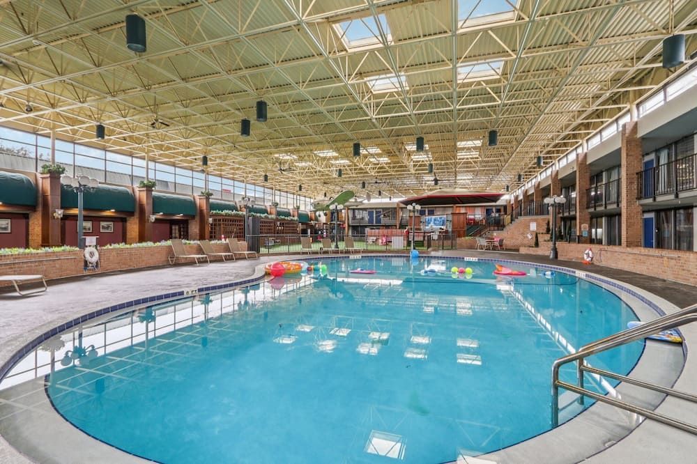 Stayable Jax West thumbnail 2