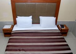 Condotel Apartment - Lagos - Bedroom