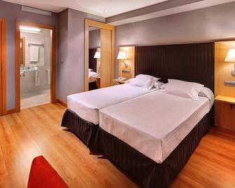 U Hotel Villa-Gomá - Zaragoza - Bedroom