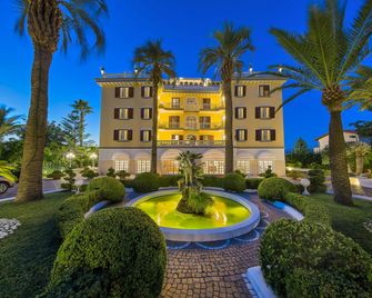 La Medusa Hotel - Dimora di Charme - Castellammare di Stabia - Servicio de la propiedad