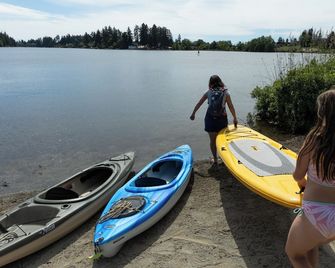 Inn on Long Lake - Nanaimo