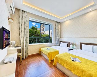 Spring Garden Hotel(Yangshuo Weststreet Lijiang Branch) - Guilin - Habitación