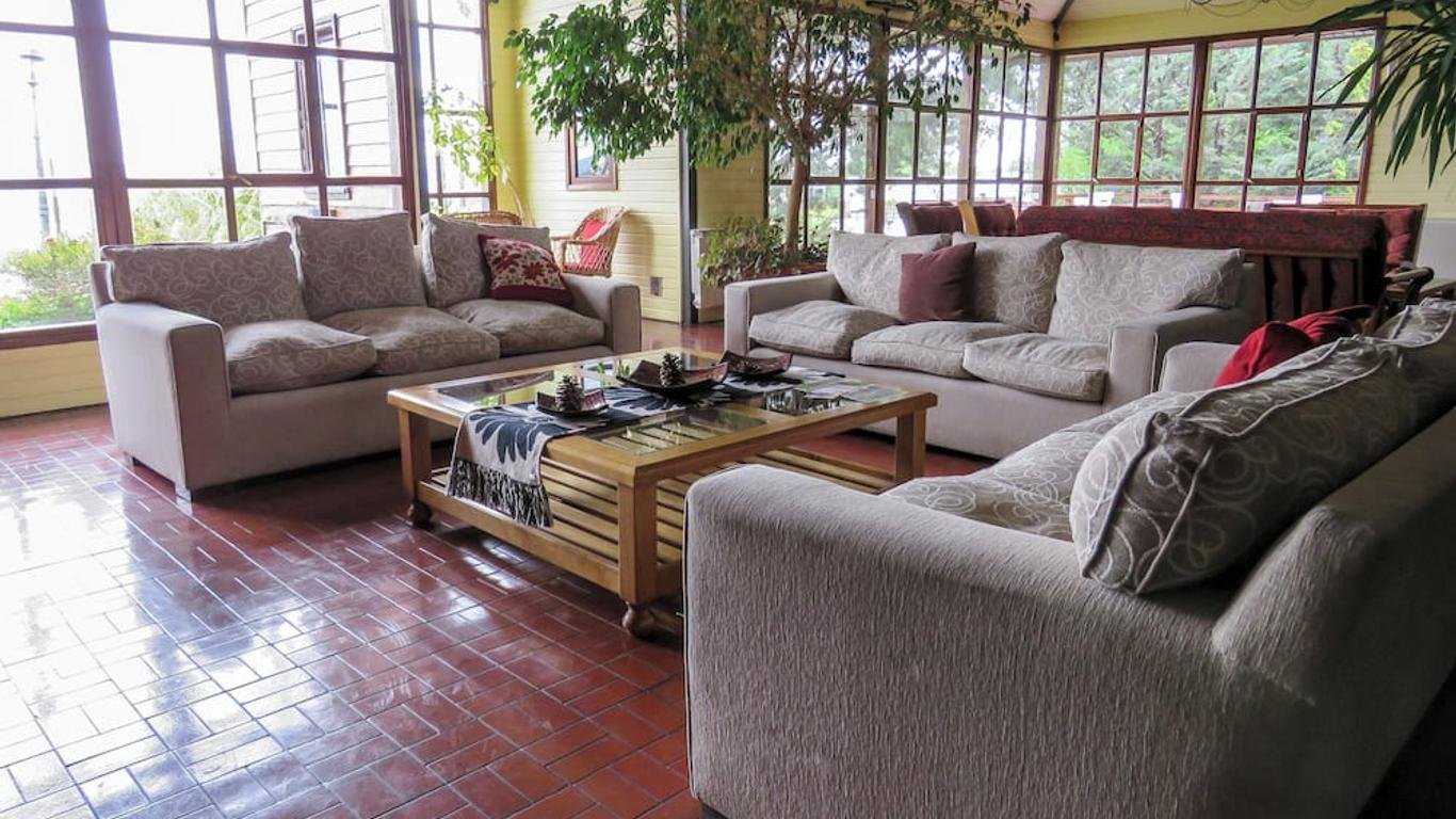 هوتل لار آيكي