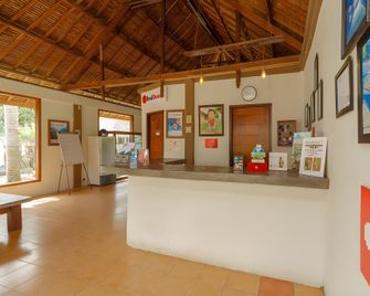 RedDoorz Premium near Anoi Itam Beach Sabang - Sabang - Rezeption