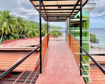 24/7 Lantawan Resort - Oslob - Balcón