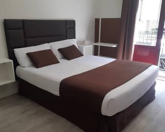 بي سي إن أوربانيس بونافيستا - برشلونة - غرفة نوم