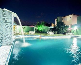 Hotel Caranda Eco Ville - בוניטו - בריכה