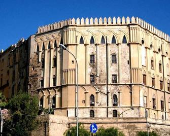 Holiday Home Villa Relax - Palermo - Building