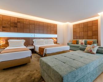 Hotel Alvorada - אסטוריל - חדר שינה