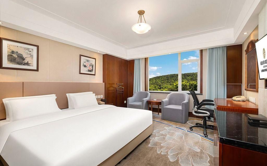 جولدن باي هوتل