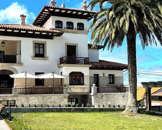 Hotel El Rosal de Cudillero - Cudillero - Building