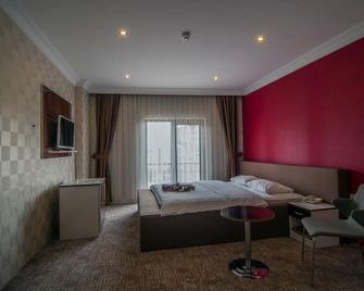 Hotel Dosco - Van - Bedroom