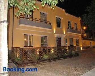 Most Art Boutique Hostel - Leiria - Building