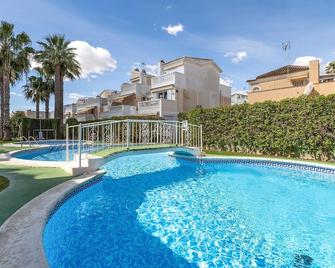 Lovely Home In Guardamar Del Segura - Guardamar del Segura - Piscina