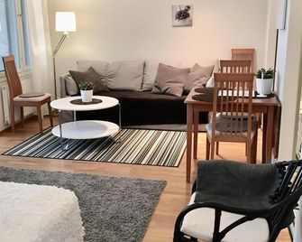 Kotimaailma Cassia 2 - Lahti - Wohnzimmer