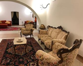 Hotel Duomo - Oristano - Living room