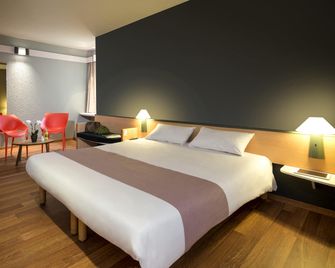 ibis Charleroi Centre Gare - Charleroi - Schlafzimmer